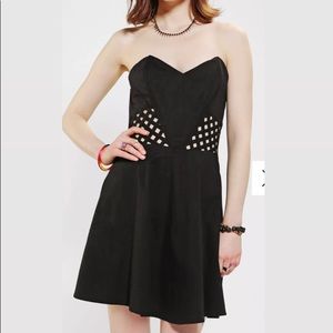 Sparkle & Fade Black Sweatheart neckline strapless mini Full skirt Black dress 2